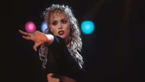 Showgirls's poster