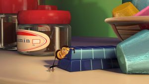 Bee Movie's poster