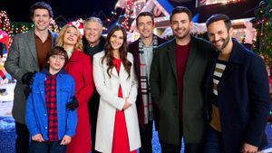 The Christmas House 2: Deck Those Halls's poster