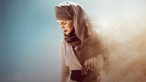 Queen of the Desert's poster
