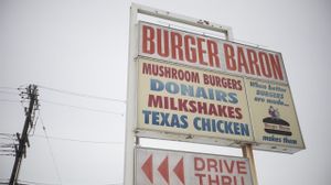 The Lebanese Burger Mafia's poster