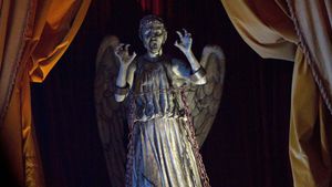 Doctor who: The Angels Take Manhattan's poster