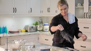 Carrot Cake Murder: A Hannah Swensen Mystery's poster