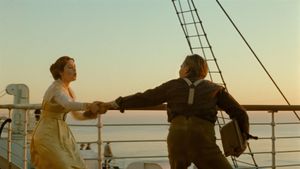 Titanic's poster