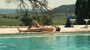The Swimming Pool's poster