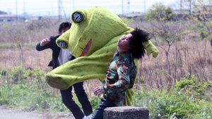 Yakuza Apocalypse's poster