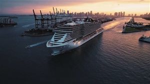 The Secret Life of the Cruise's poster