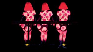 Feu: Crazy Horse Paris's poster