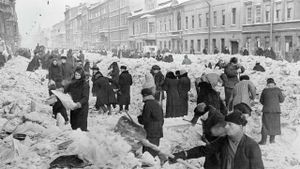 Leningrad. Stimmen einer belagerten Stadt's poster