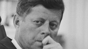 Crisis: Behind a Presidential Commitment's poster