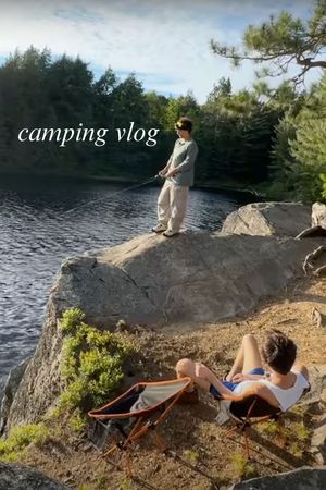 Camping Vlog's poster