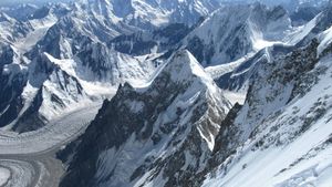The Summit's poster