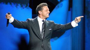 Luis Miguel: El Concierto's poster