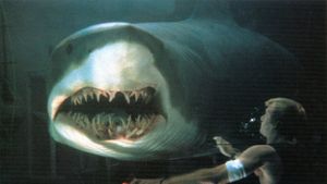 Deep Blue Sea's poster