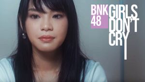 BNK48: Girls Don't Cry's poster