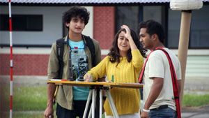 Hostel Returns's poster