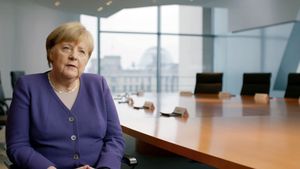 Angela Merkel - Im Lauf der Zeit's poster