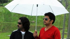 Uyarthiru 420's poster