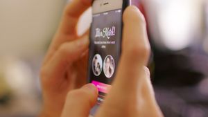 Swiped: Hooking Up in the Digital Age's poster