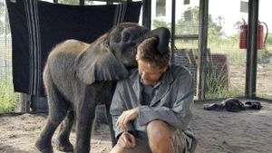 Naledi: A Baby Elephant's Tale's poster
