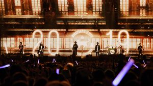 五月天「Just Rock It!!! “藍｜BLUE”」2020跨年演唱會's poster