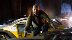 Live Free or Die Hard's poster