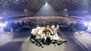 SCANDAL - 15th Anniversary Live "INVITATION" Livestream From Osaka-Jo Hall's poster