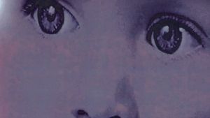 Por esos ojos's poster