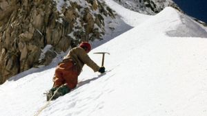 Riccardo Cassin, 100 Anni - Un secolo di alpinismo passato alla storia's poster