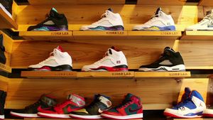 Sneakerheadz's poster