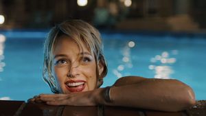 Under the Silver Lake's poster