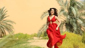 Touch Chesi Chudu's poster