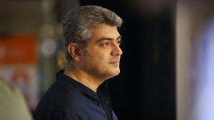 Yennai Arindhaal's poster