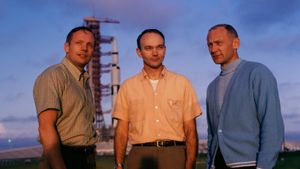 Apollo: Missions to the Moon's poster