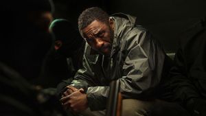 Luther: The Fallen Sun's poster