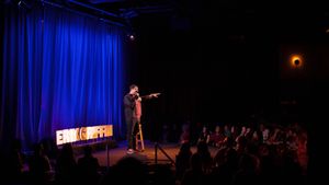 Erik Griffin: The Ugly Truth's poster