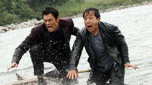 Skiptrace's poster