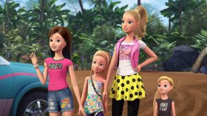 Barbie & Her Sisters in a Puppy Chase's poster