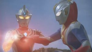 Ultraman Cosmos: The Blue Planet's poster