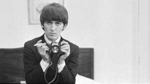 George Harrison: Living in the Material World's poster