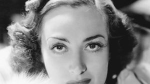 Joan Crawford: The Ultimate Movie Star's poster