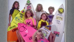 Girls Can't Surf's poster