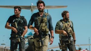 13 Hours: The Secret Soldiers of Benghazi's poster