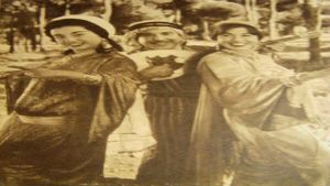 مرحبا أيها الحب's poster