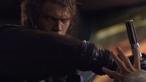 Star Wars: Episode III - Revenge of the Sith's poster