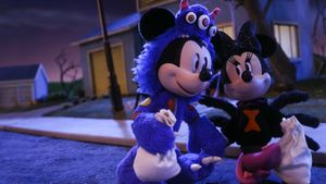 Mickey and Friends: Trick or Treats's poster