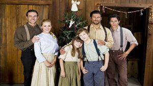 Love's Christmas Journey's poster