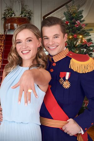 A Royal Christmas Engagement's poster