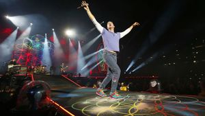 Coldplay: A Head Full of Dreams's poster