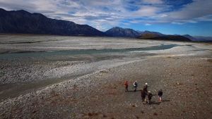 Seven Rivers Walking: Haere Marire's poster